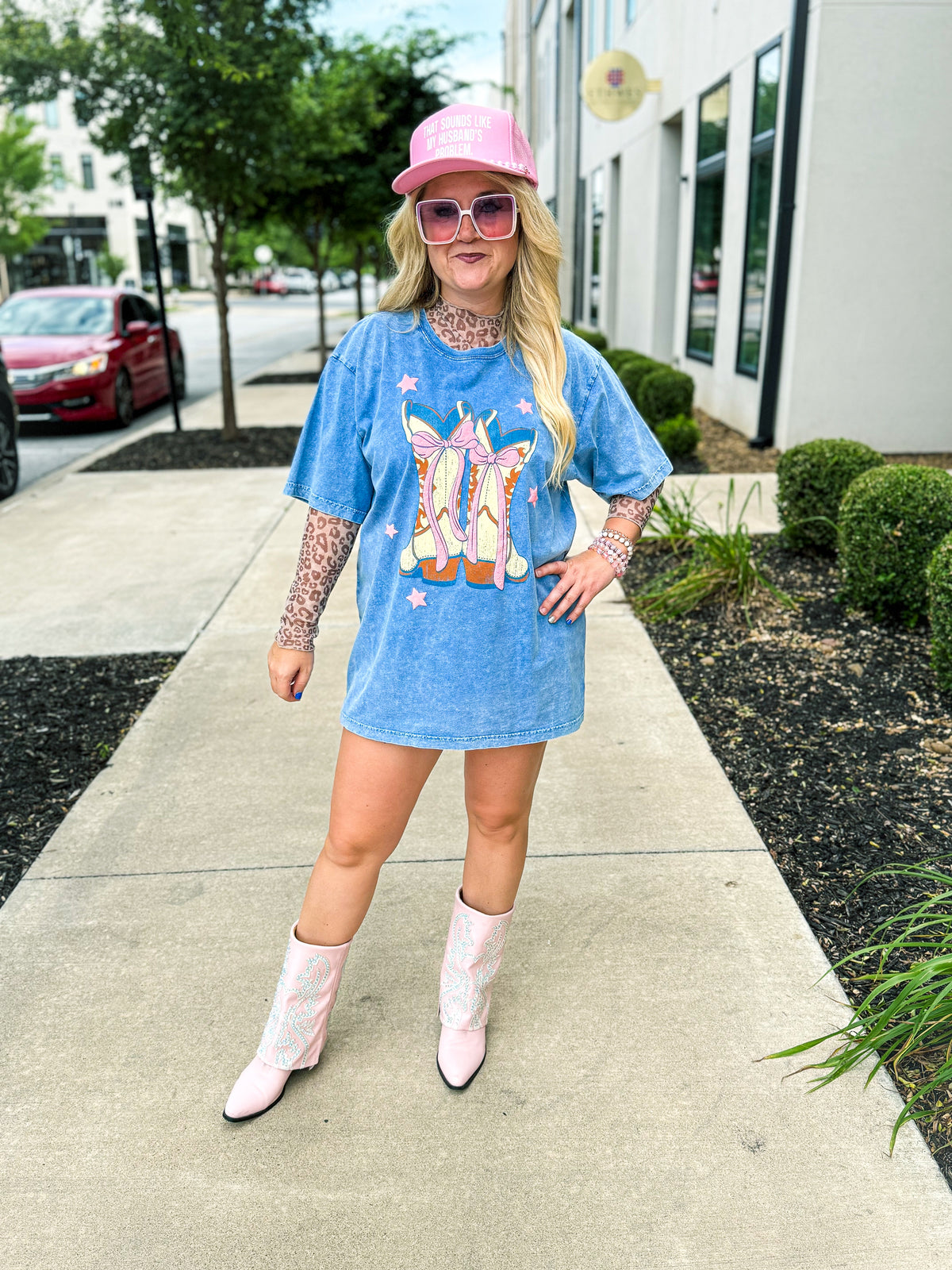 Boots N Bows Zutter Tee