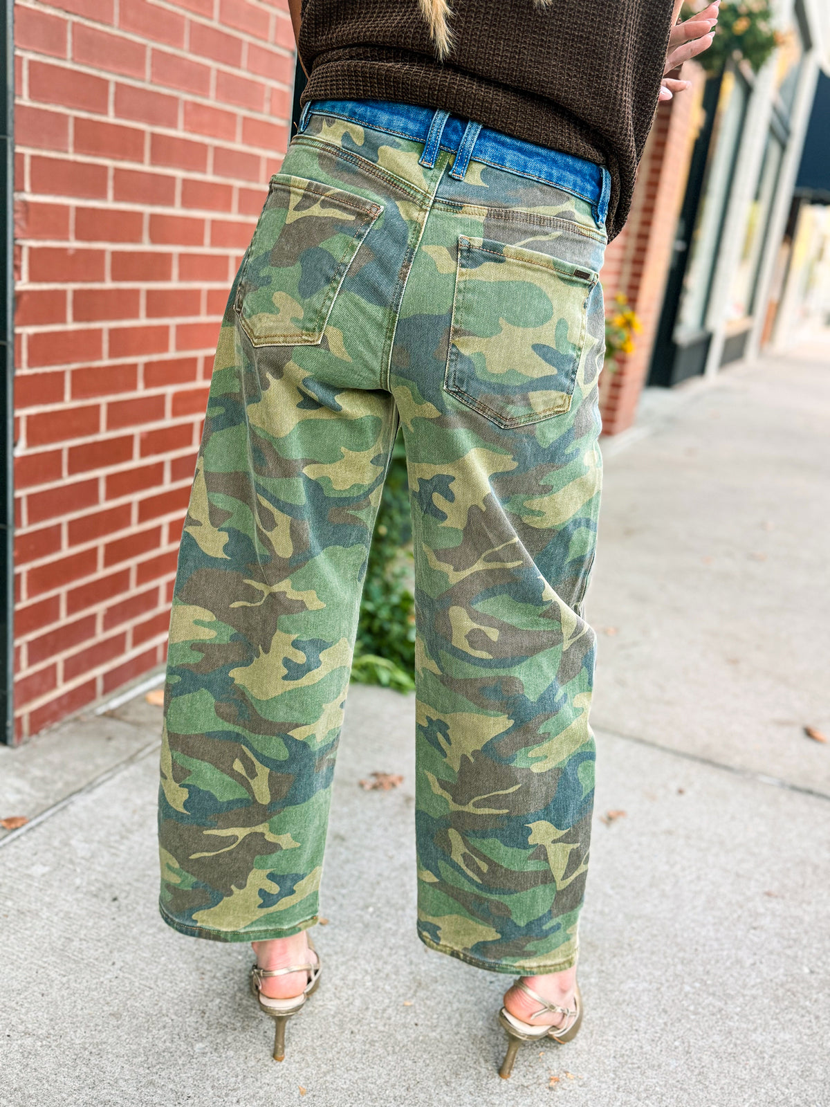Camo Barrel Jeans