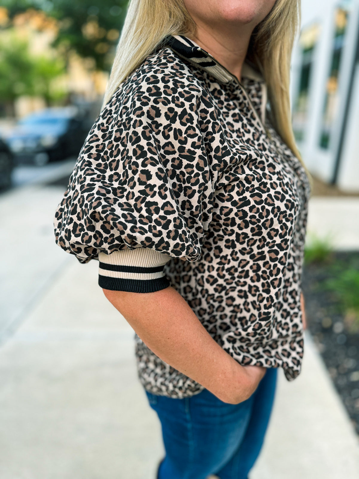 Leopard Print Puff Sleeve Zip Top