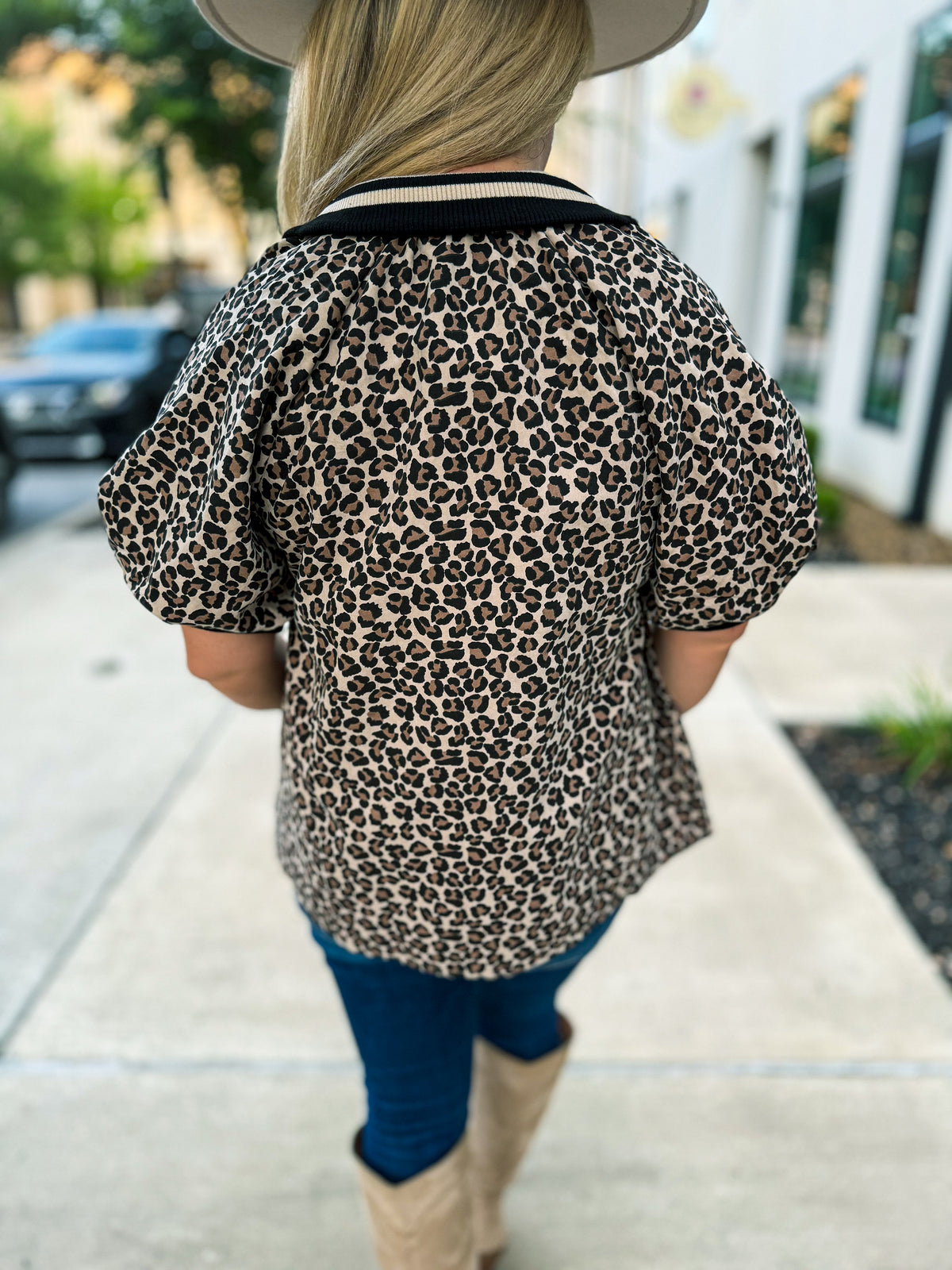 Leopard Print Puff Sleeve Zip Top