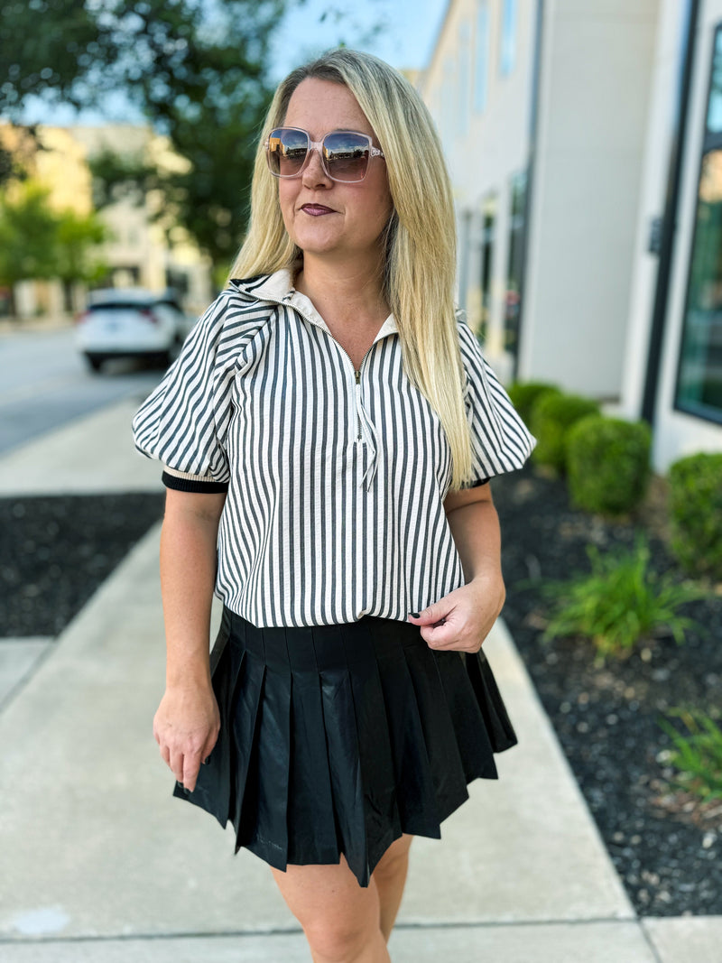 Black & Creme Striped Puff-Sleeve Blouse