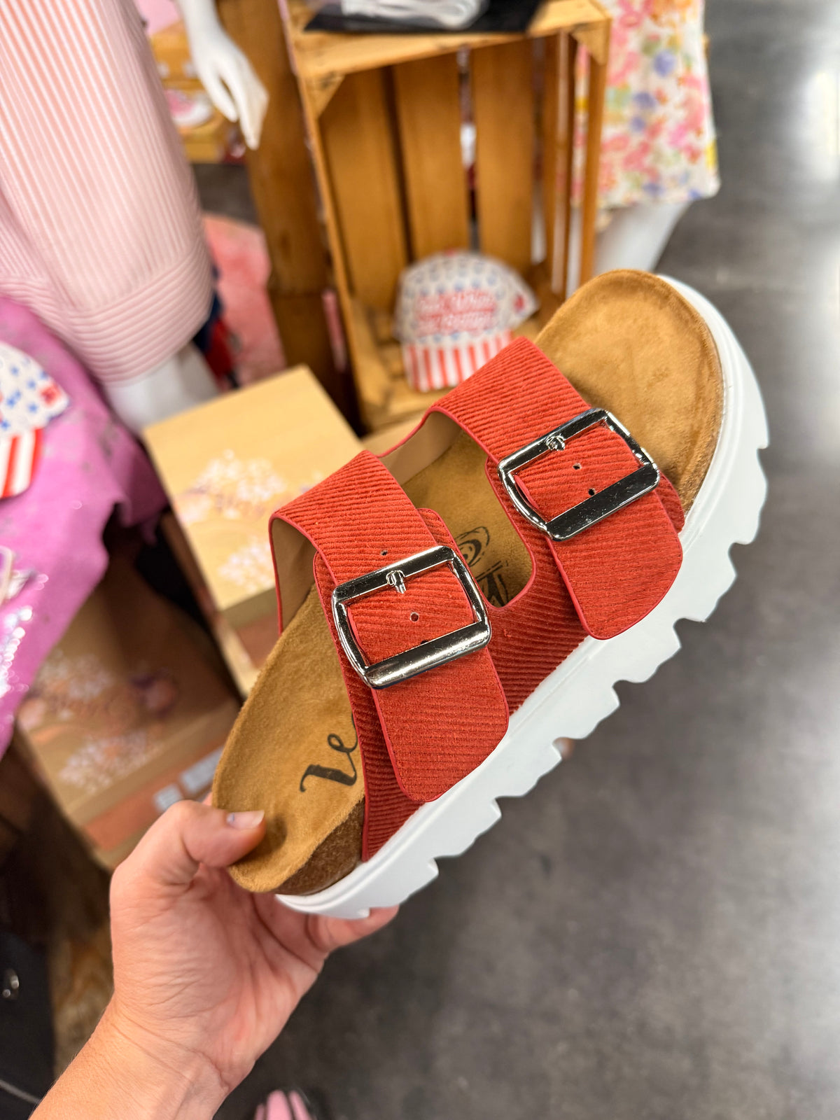 Red Rust Very G Sandals