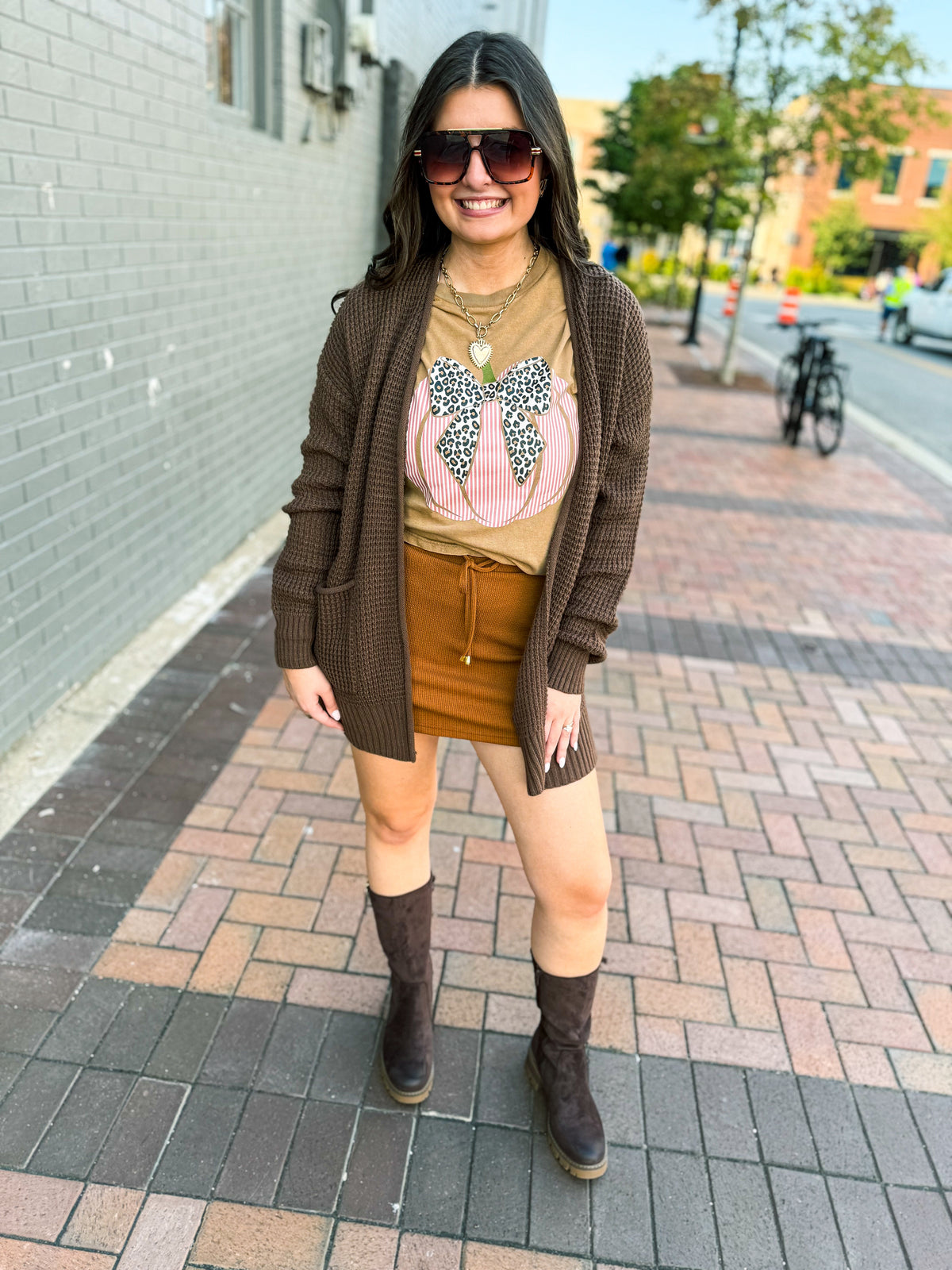 Creme Leopard Pumpkin Tee