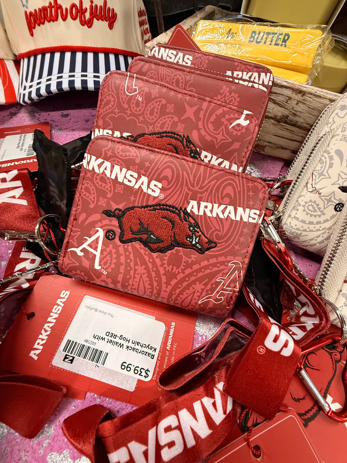 Razorback Wallet with Keychain Hog-Red